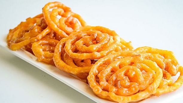 Explore Traditional Jalebi: 3 Cultural Secrets